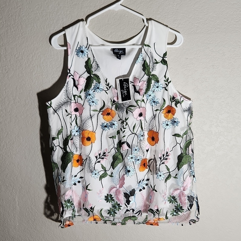 Beige Eci Tank Top Camisol Floral Size XL New Blouse White Embrodery